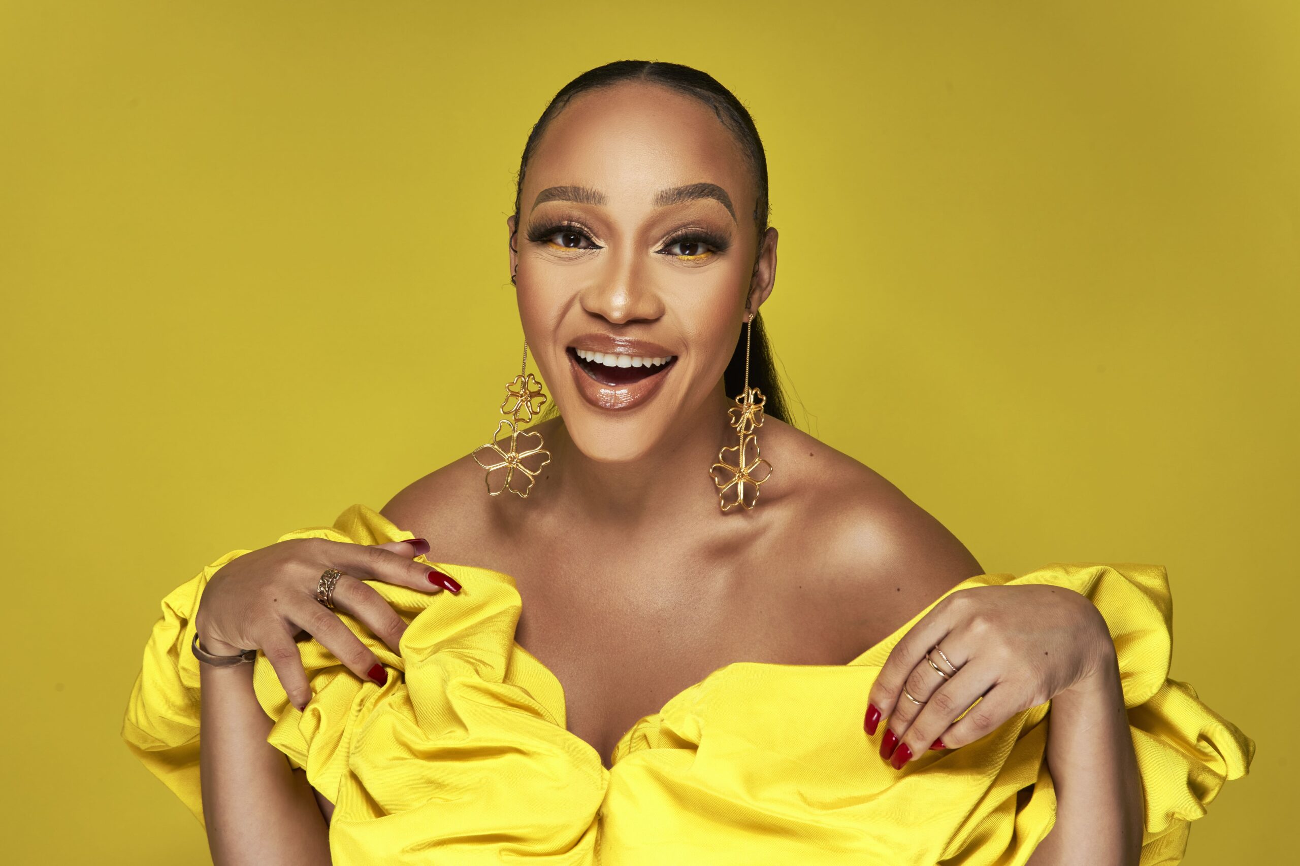 Thando Thabethe in Unstoppable Thabooty