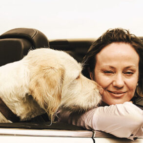 Antoinette Louw in Die Dekonstruksie van Retta-Blom