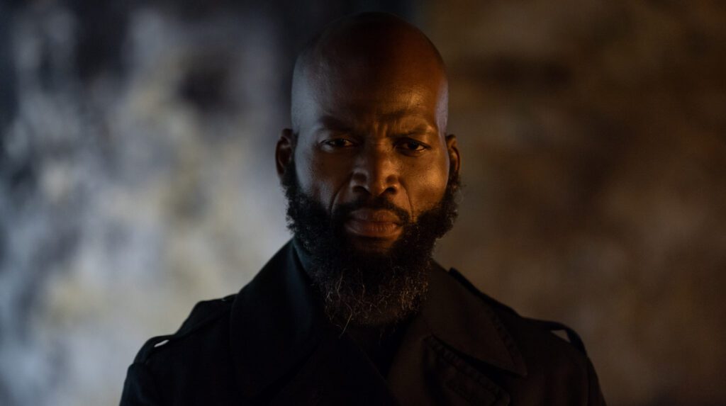 Mondli Makhoba in Spinners S2