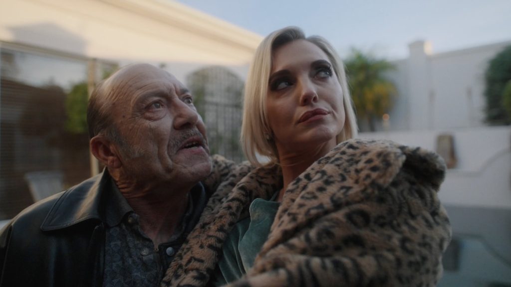 Frank Opperman as Thinus Terreblanche and Leandie du Randt as Veronika in Koek Season 2
