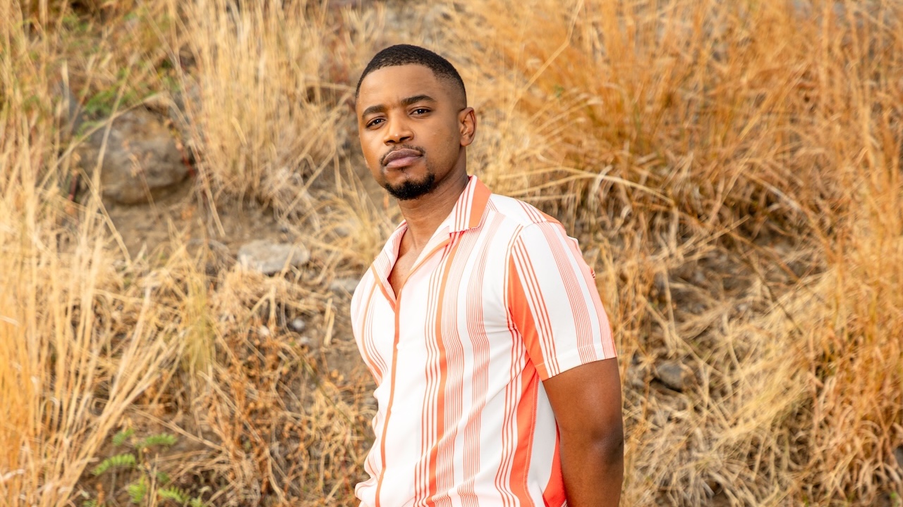 Sandile Mahlangu in Tropika Island of Treasure