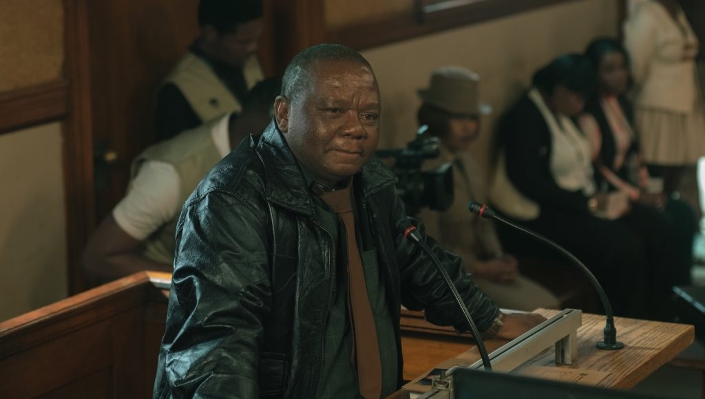 Molefi Monaisa as Detective Bennet Tau