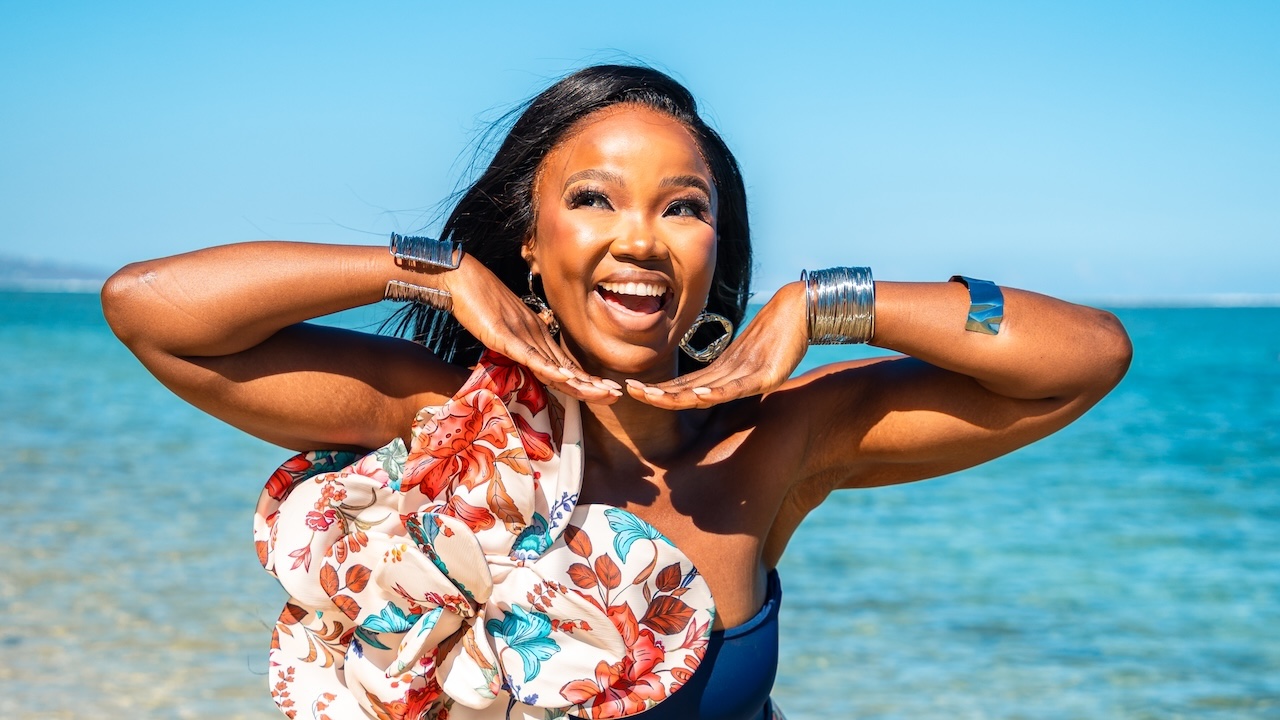 Zanele Potelwa in Tropika Island of Treasure S12